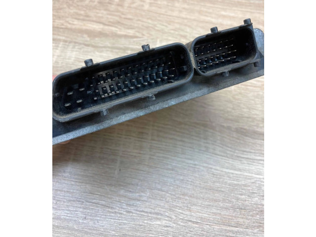 Блок управления двигателем Блок управления 06A906019D, 5WP4193   Audi A3 S3 8L