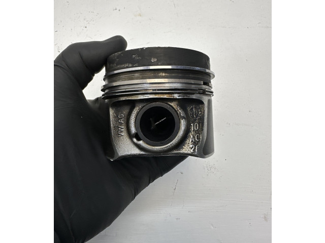 Píst 20R2, 10AC2F   Volkswagen Caddy    CAY 