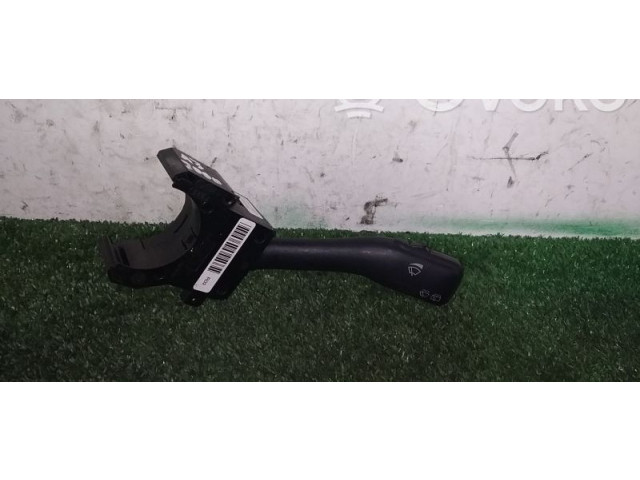 Включатель скорости стеклоочистителей 4B0953503F, R02   Audi A3 S3 8L