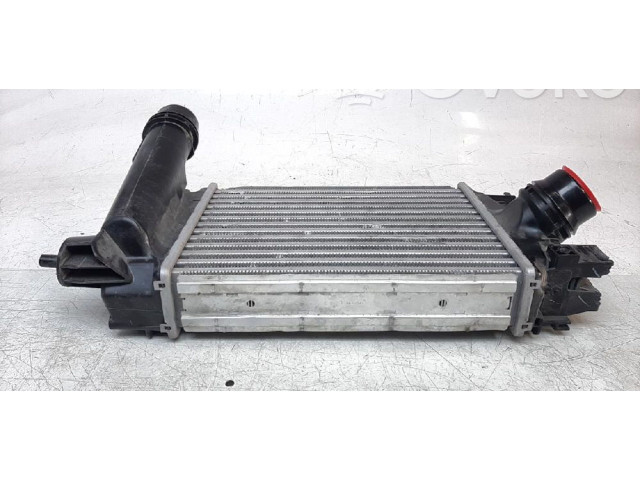 Интеркулер 144968819R Dacia Sandero