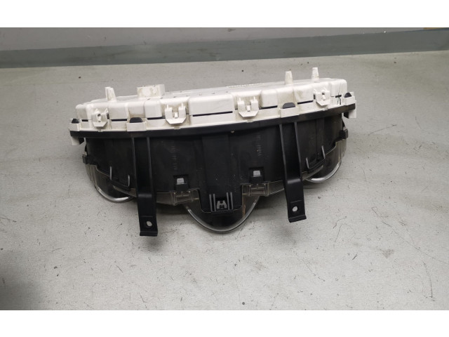 Панель приборов MN148890 Mitsubishi Colt