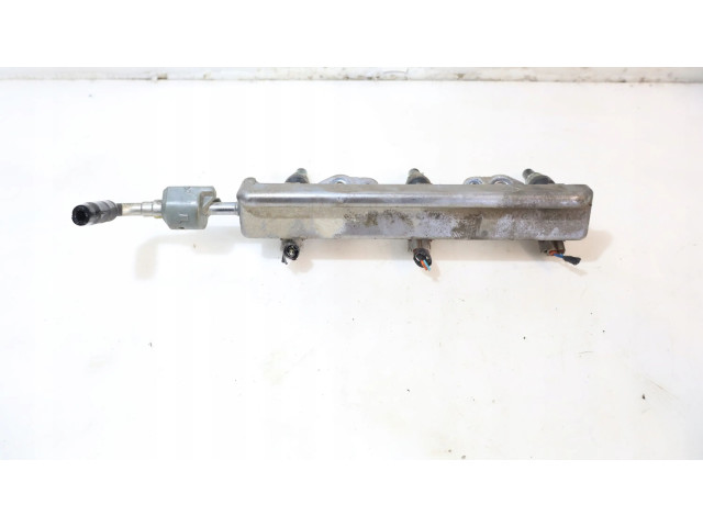 Vstřikovací lišta Nissan Note (E12)