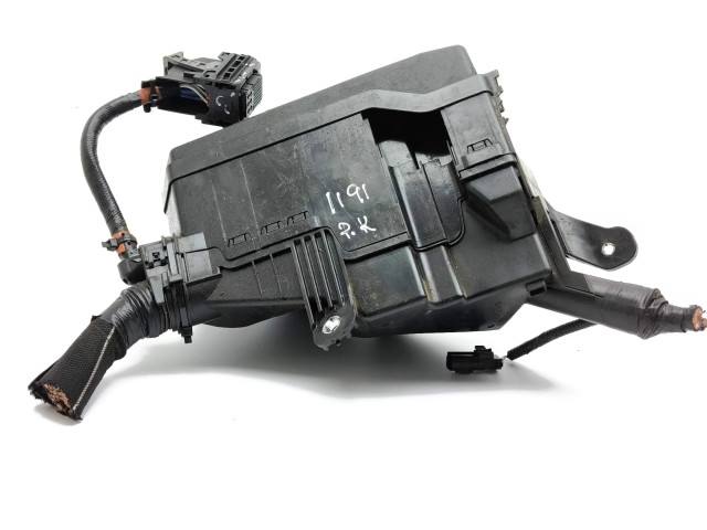 Pojistková skříňka 8262033130 Toyota RAV 4 (XA50) 2019