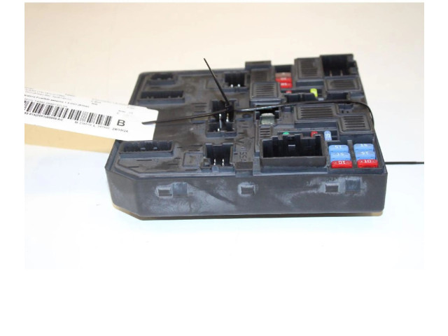 Pojistková skříňka 284B73ZL0A Nissan Pulsar 2014