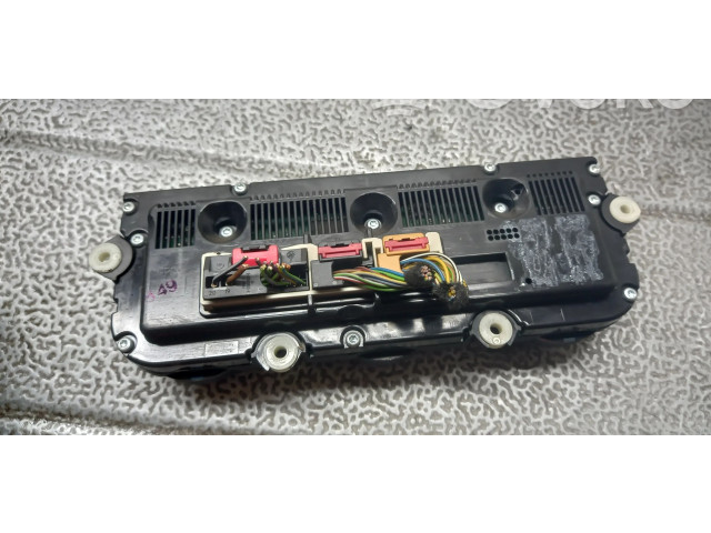 Блок управления климат-контролем    Skoda Octavia Mk2 (1Z)