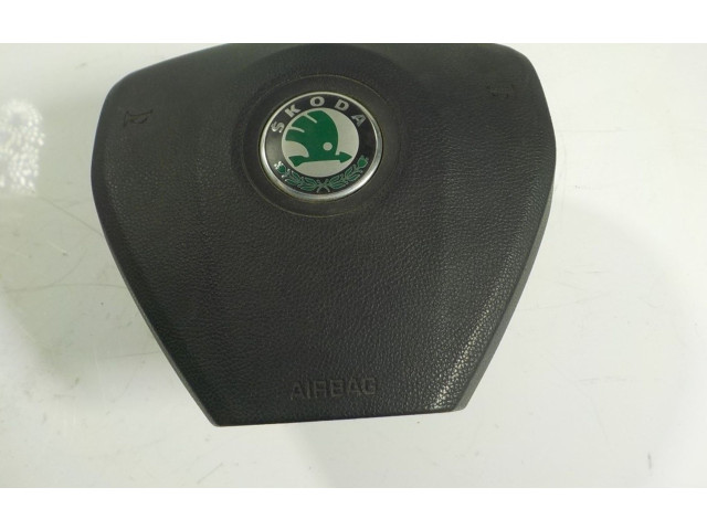 Подушка безопасности водителя 5J0880201E   Skoda Fabia Mk2 (5J)