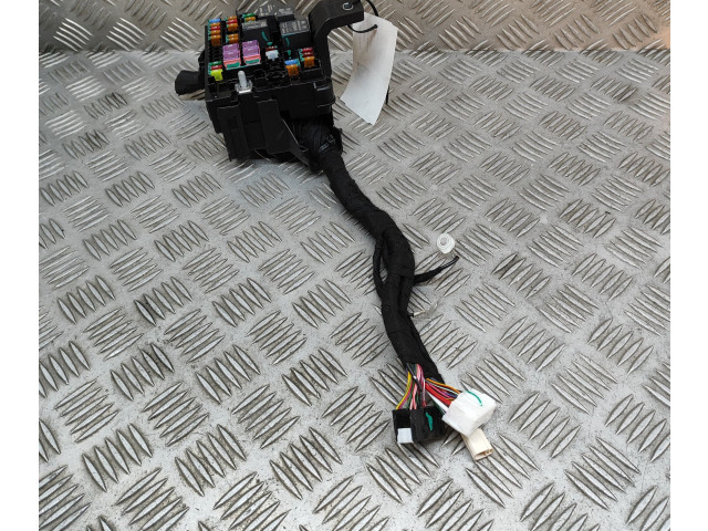 Блок предохранителей 10282645, 10282644 MG HS