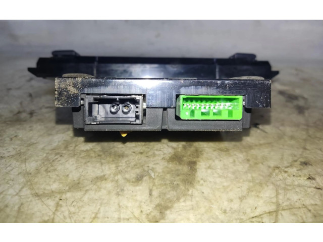 Дисплей    1987741   Volvo V70