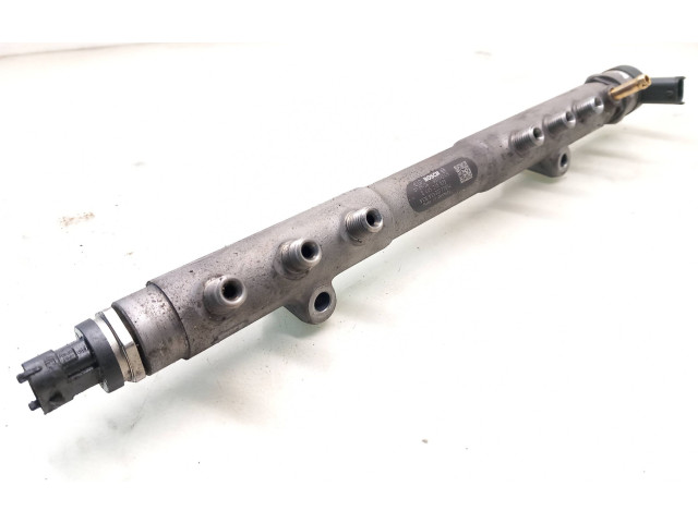 Топливная рампа 30777554, 0445215023   Volvo V70   для двигателя D5244T5