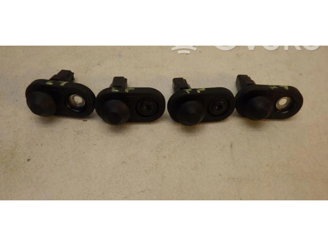 Панель приборов Toyota RAV 4 (XA50)