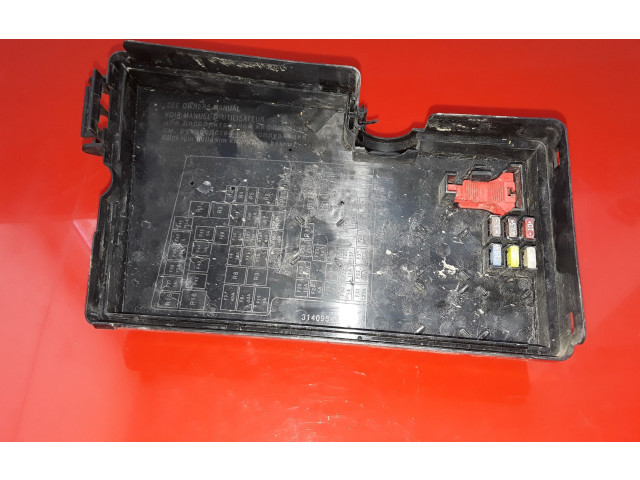 Блок предохранителей 31409547, E03632100 Volvo V40