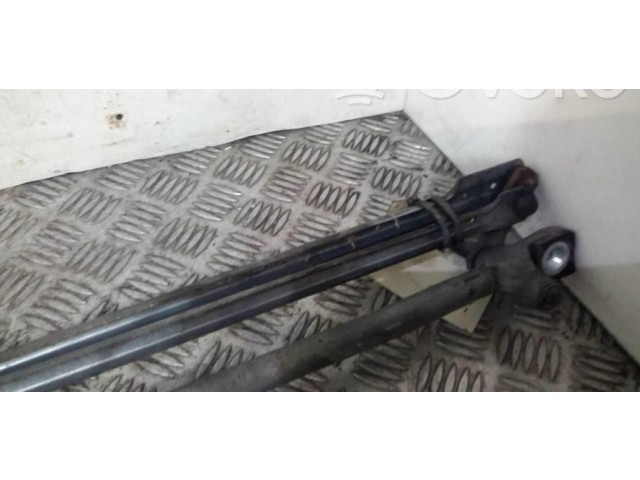 Моторчик дворников 31253518    Volvo S40