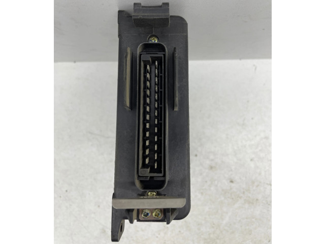 Блок управления двигателя 811906264, 0280800104 Audi 80 90 S2 B4