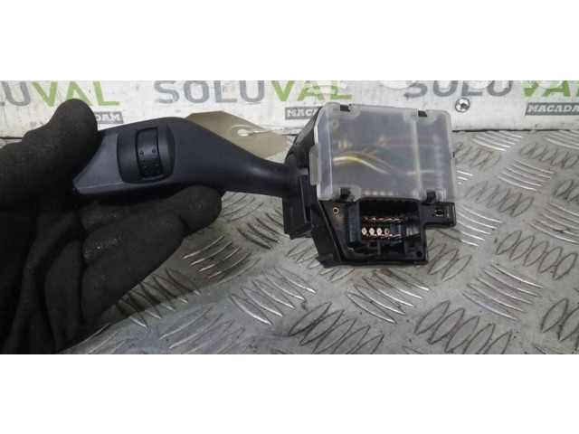 Ручка стеклоочистителей 1350067   Ford C-MAX I