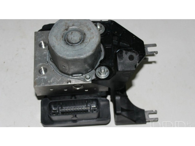 Jednotka ABS A0004312600 Mercedes-Benz GLA W156 2013
