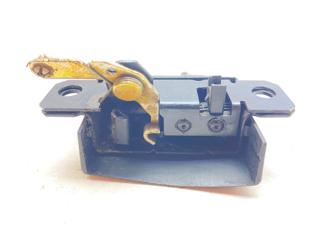 Zámek zadních dveří 7H0827506B Volkswagen Transporter - Caravelle T5 2006