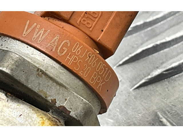 Топливная рампа 06J906051D Audi A1 для двигателя CAXA