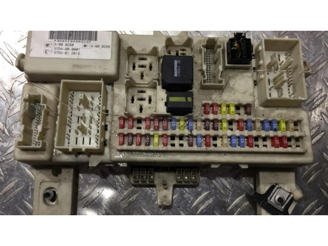 Pojistková skříňka 4M5T14A073BF Ford Focus 2005