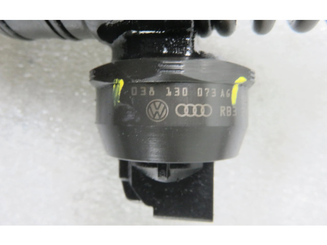 Форсунка 0414720215, 038130073AG    Audi A3 S3 8P  BKC 