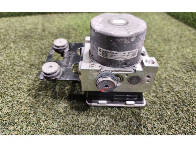 Блок АБС 476608516R, 284J72362R   Renault  Trafic III (X82)  2014 -  года