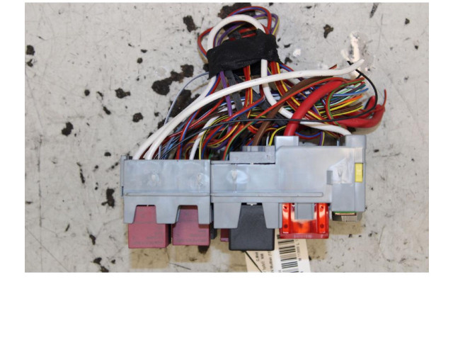 Блок предохранителей    Jeep Renegade    