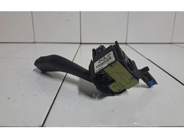 Ручка стеклоочистителей 1K0953519, 01203504   Volkswagen Caddy