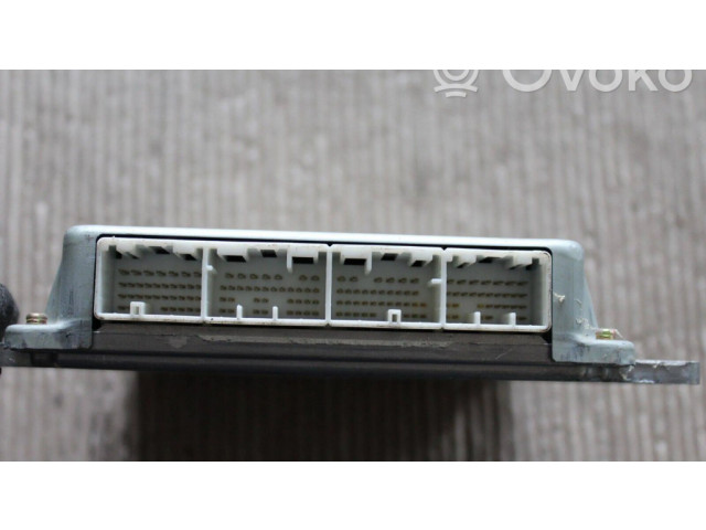 Řídící jednotka 22611AH842 Subaru Legacy 2004