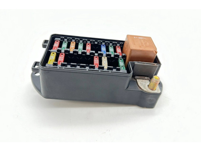 Блок предохранителей LJG2800CC Jaguar XK8 - XKR