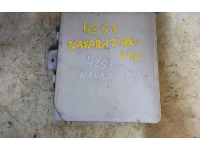 Pojistková skříňka Nissan Navara 2009