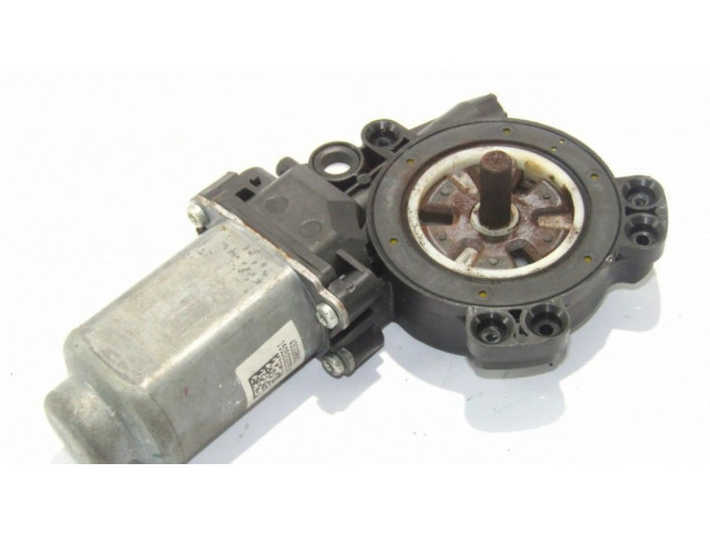 Передний двигатель механизма для подъема окон