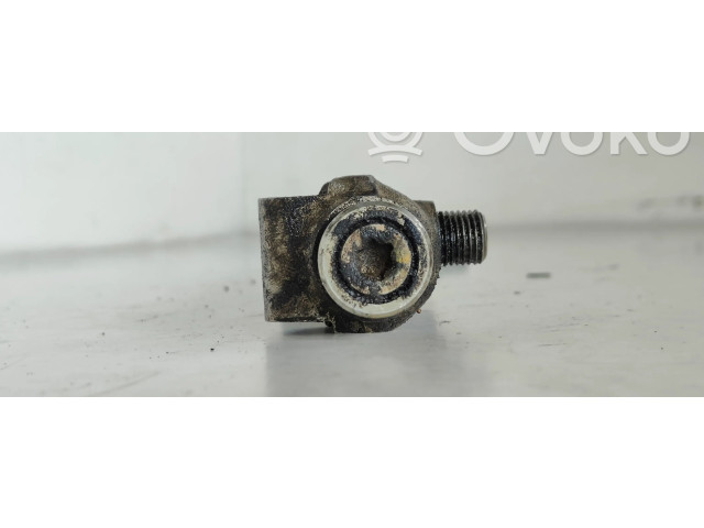 Топливная рампа 0445214036 KIA Sorento