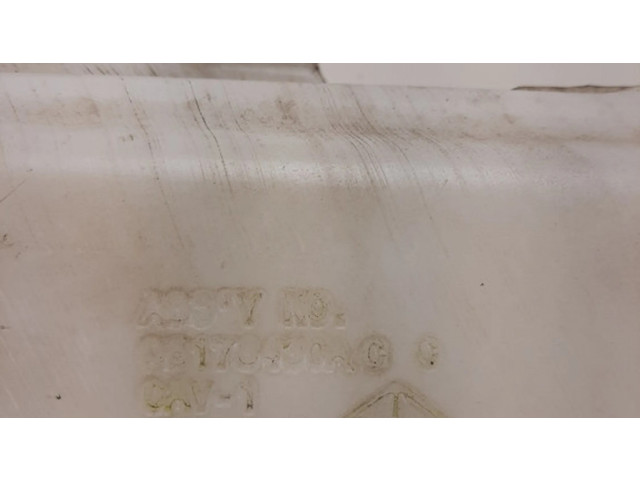 Бачок оконной жидкости