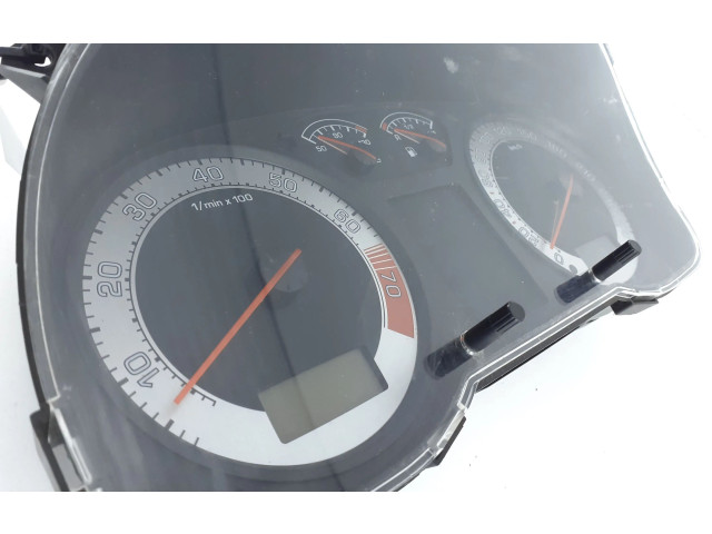 Панель приборов 1U0920811C   Skoda Octavia Mk1 (1U)       