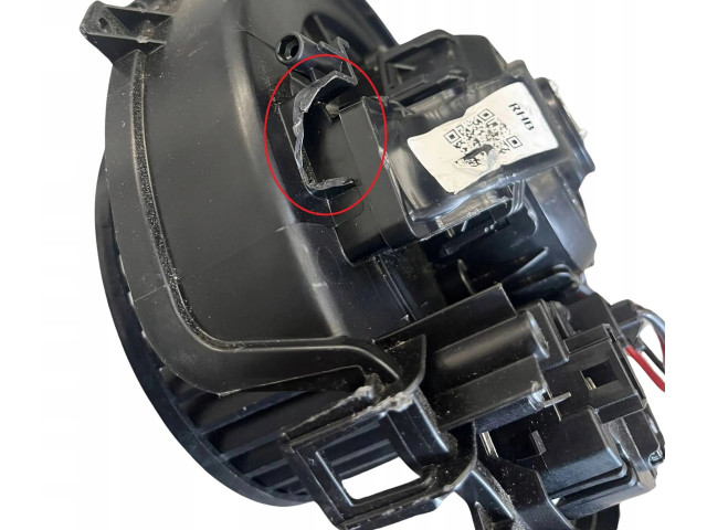Вентилятор печки 5WC819021, CZ0160601500 Volkswagen Golf VIII