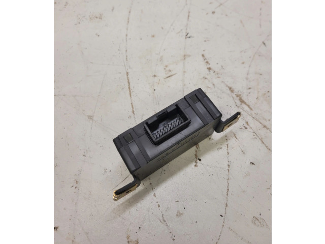 Pojistková skříňka Блок управления сигнализации 4D0951173 Audi A8 S8 D2 4D 2001