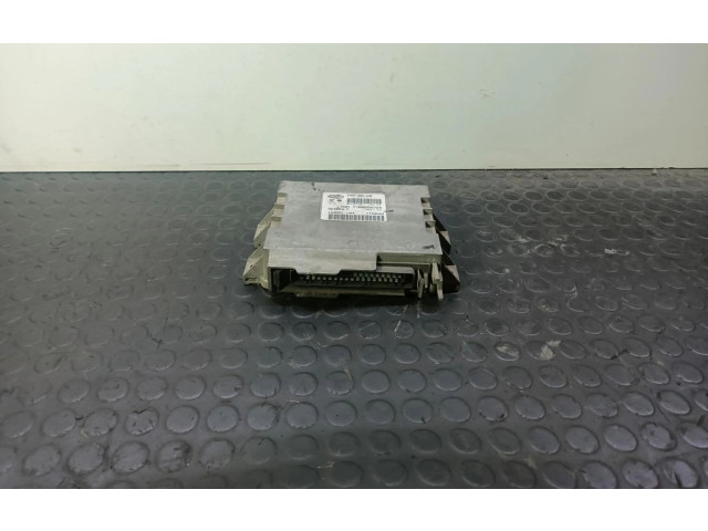 Блок управления двигателем Блок управления 7700856784 Renault Clio I