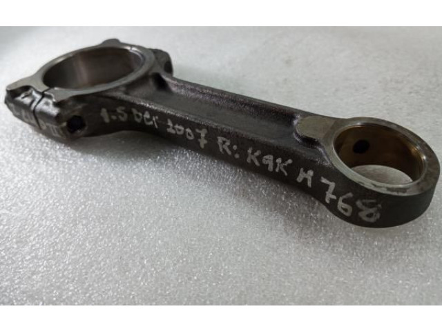  Поршень  D7P464  Renault Clio III  