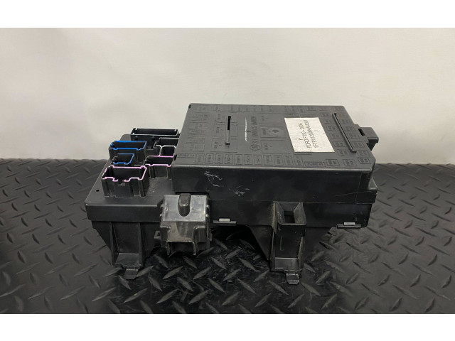 Блок предохранителей  6L3T14A067BC   Ford F150    