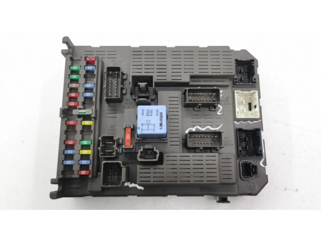 Блок предохранителей 9651938180 Citroen C8