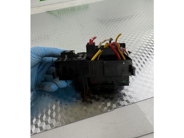 Блок предохранителей    Honda HR-V    