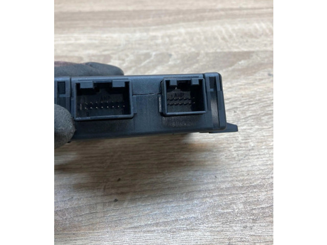 Блок управления парковки 4B0919283   Audi A6 S6 C5 4B       