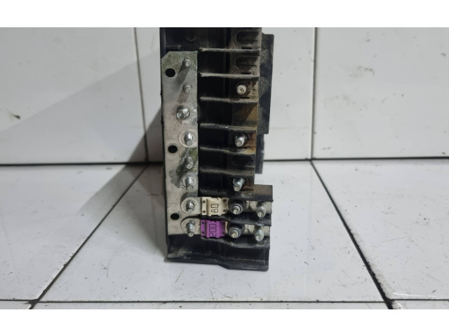 Блок предохранителей 1K0937125, 017183071   Volkswagen Jetta V    