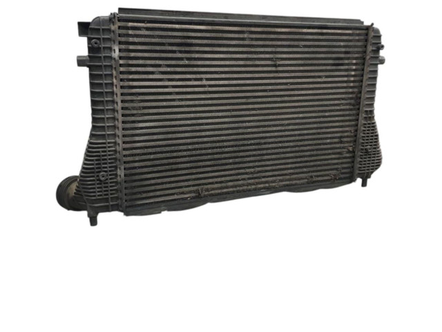 Интеркулер 1K0145803CD Audi A3 S3 A3 Sportback 8P