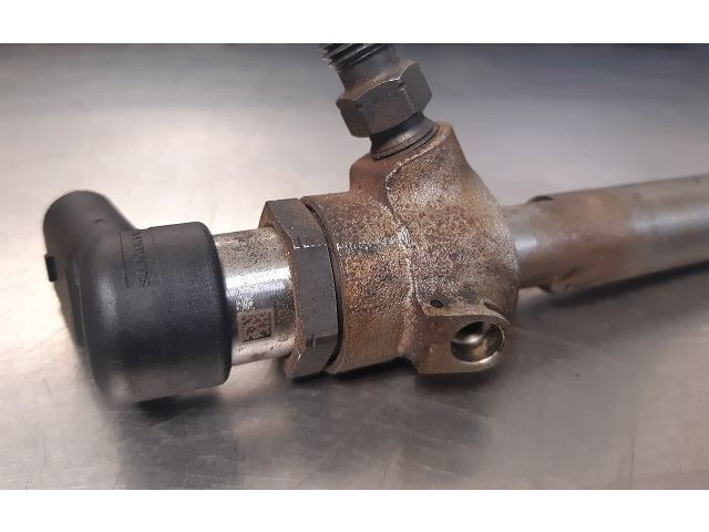 Vstřikovač 166009445R Renault Scenic II - Grand scenic II