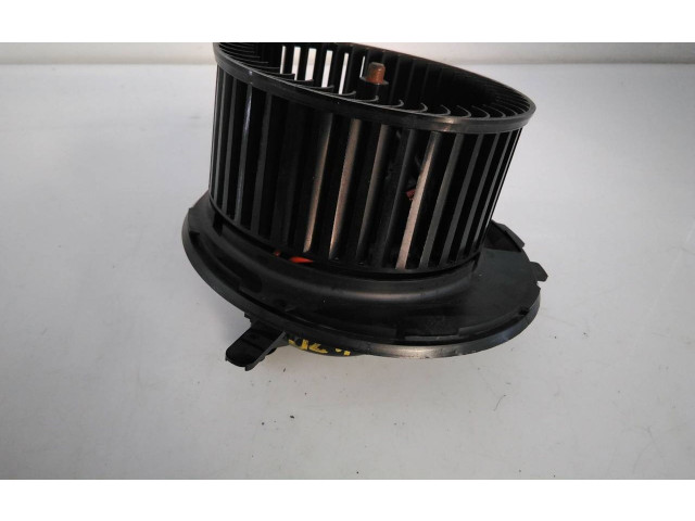 Вентилятор печки 1K1819015F, E2-A1-28-2 Volkswagen Caddy