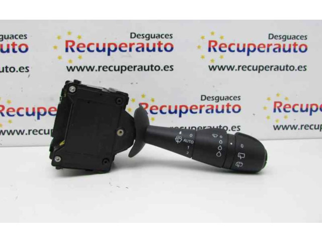 Переключатель дворников 8201168013 Renault Captur