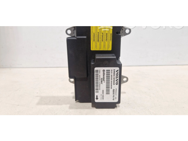 Блок подушек безопасности 8697679   Volvo V50