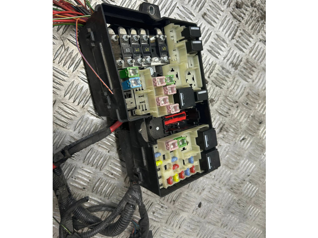 Sicherungskasten komplett 518818000   Volvo V50    