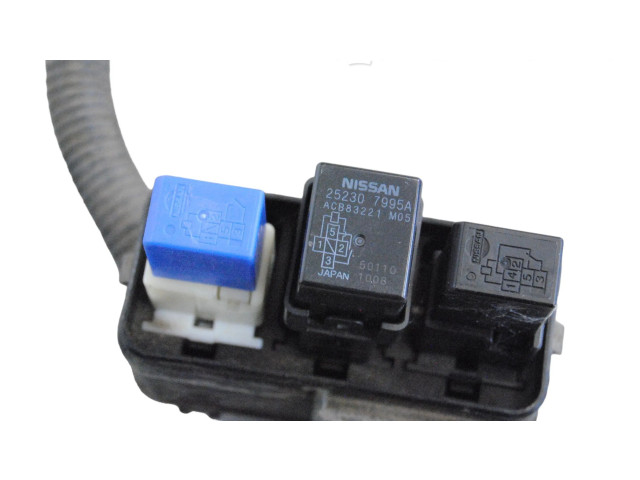 Блок предохранителей K1538265F10, 252307995A Infiniti Q50