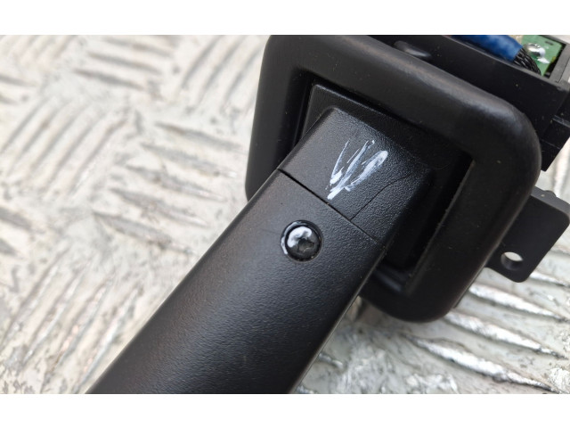 Ручка стеклоочистителей 30768101, 31268570 Volvo V70